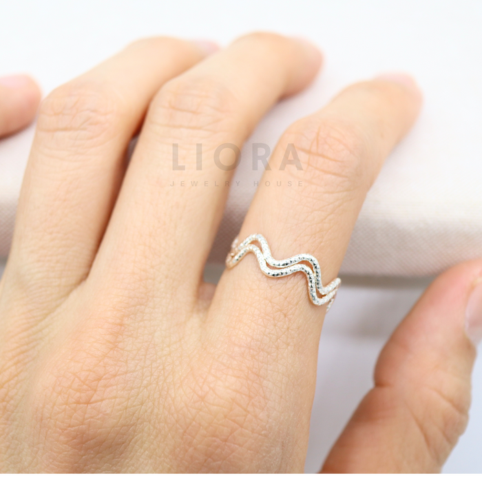 Zigzag Ring, Diamond Cut Ring