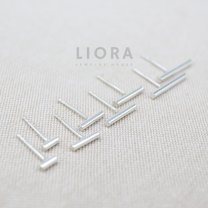 Solid Bar Stud Earrings