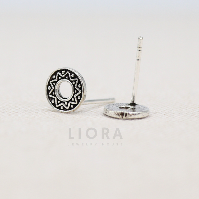 Circle Stud Earrings