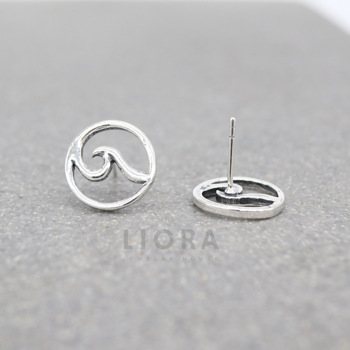 Circle Wave Stud Earrings