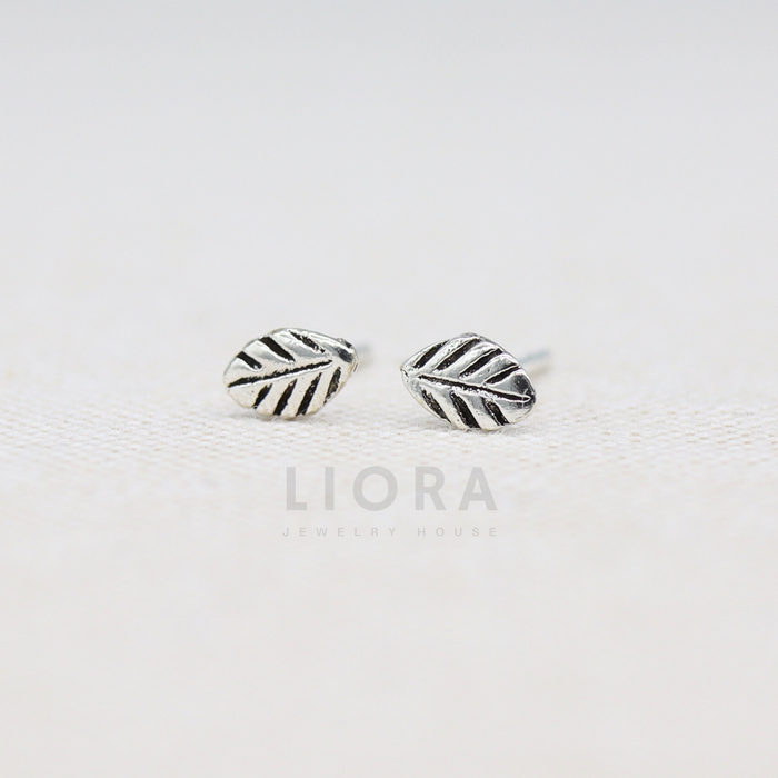 Leaf Stud Earrings