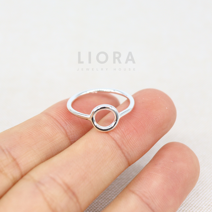 Top Circle Ring