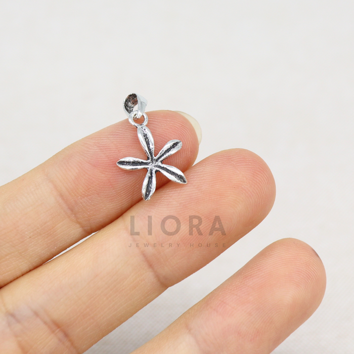 Flower Pendant