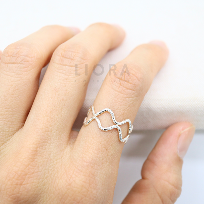 Zigzag Ring, Diamond Cut Ring