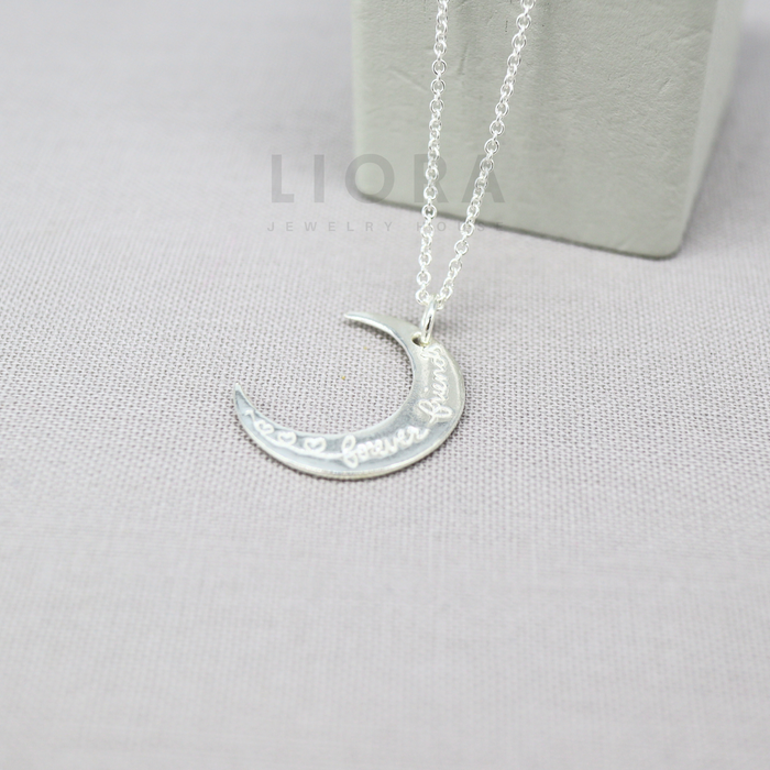 Moon Pendant Necklace