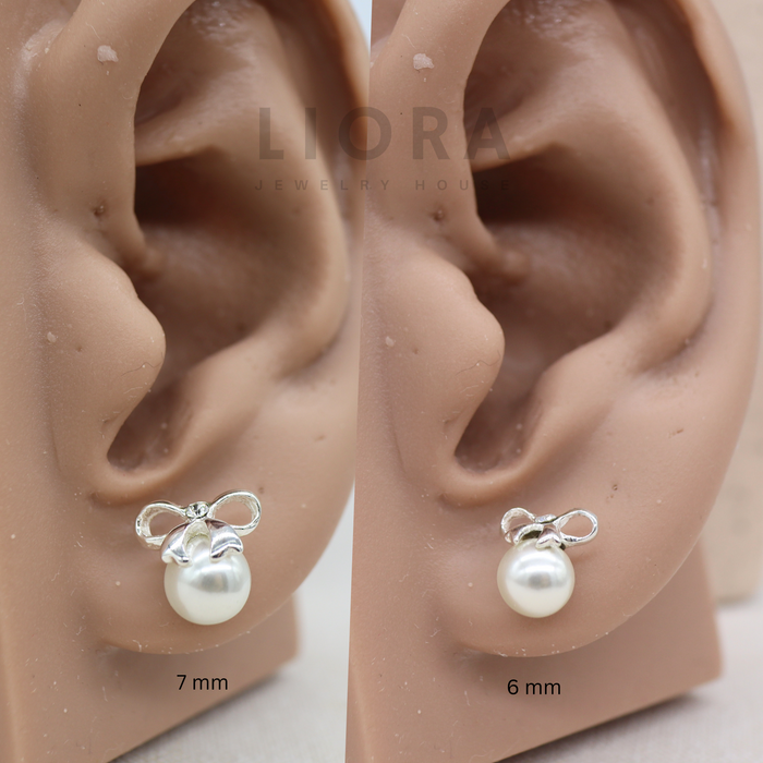 Pearl with Bow Stud Earrings